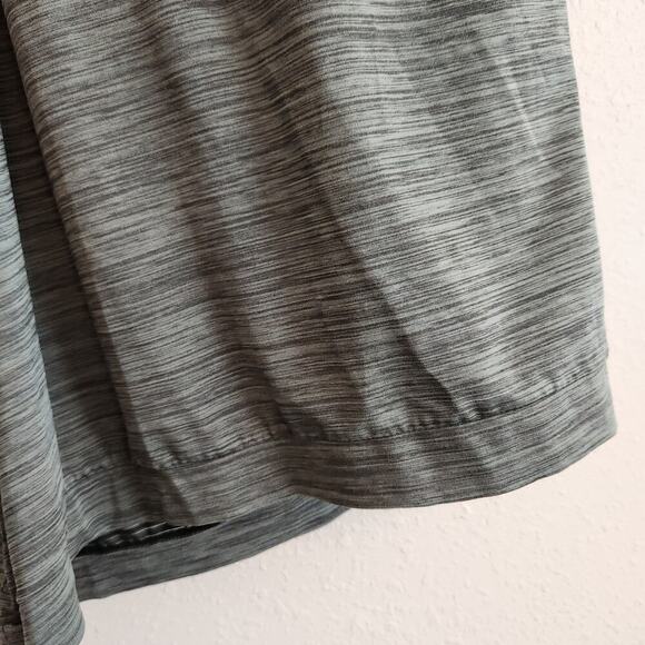 Athleta Shadow Stripe‎ Energize Tank Jasper Green Size Medium - Picture 9 of 12